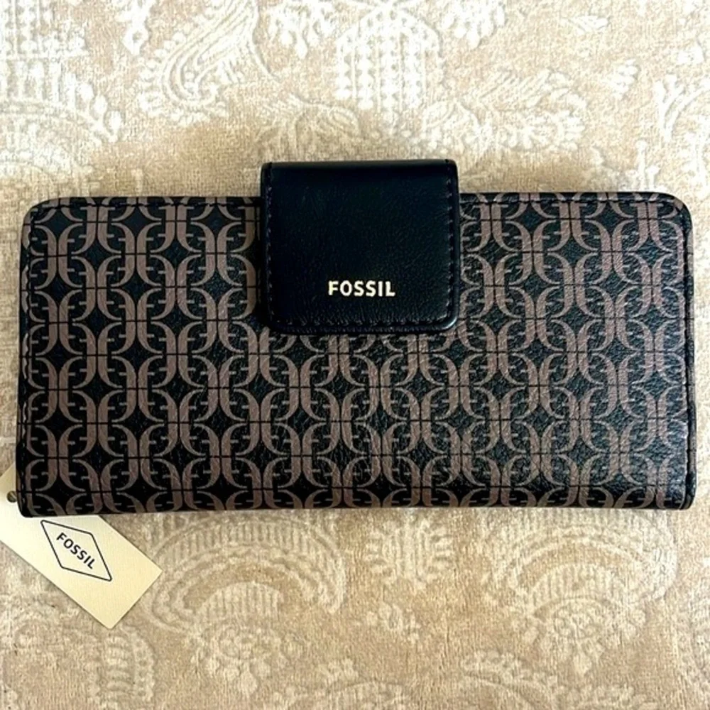 Brand New Fossil Madison Clutch Bifold Wallet Black Brown Tab Snap Close